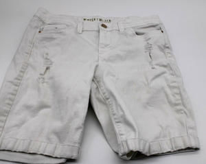 Women's White House Black Market Denim Jean Shorts White Sz 6 Distressed